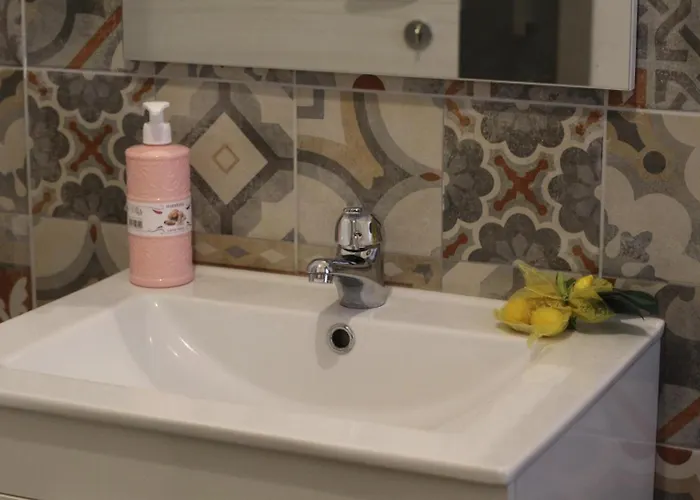 Alisea * 卡塔尼亚